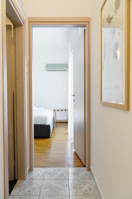 4 Family And Friends - Acropolis View Apartment Athens Exterior photo